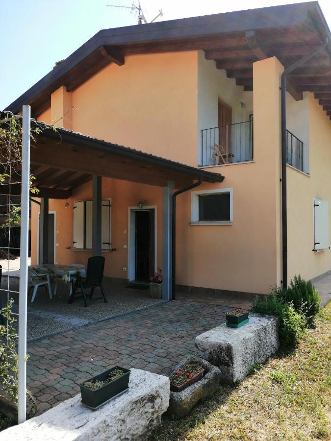 Cascina Legnago Bilocale A 6 Chilometri Da Salo' Apartment Villanuova sul clisi Ngoại thất bức ảnh