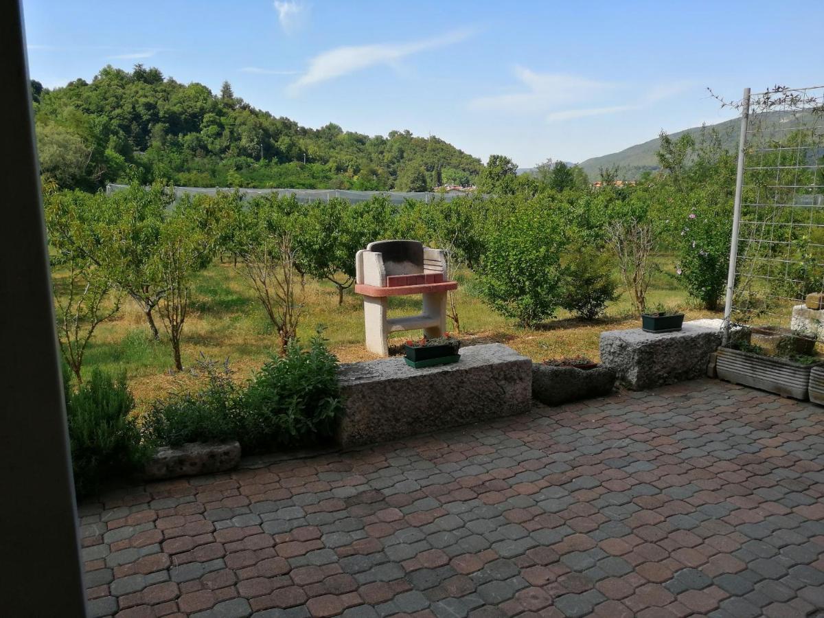 Cascina Legnago Bilocale A 6 Chilometri Da Salo' Apartment Villanuova sul clisi Ngoại thất bức ảnh