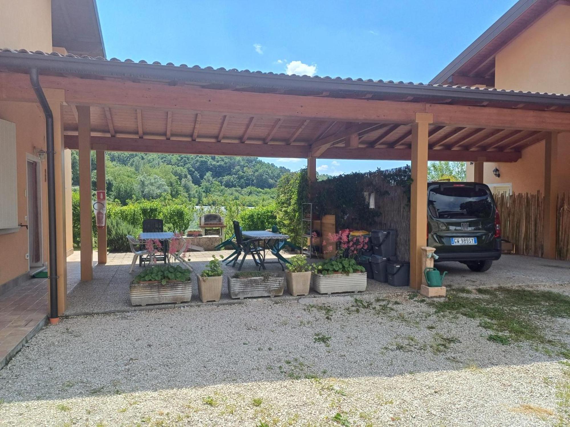 Cascina Legnago Bilocale A 6 Chilometri Da Salo' Apartment Villanuova sul clisi Ngoại thất bức ảnh